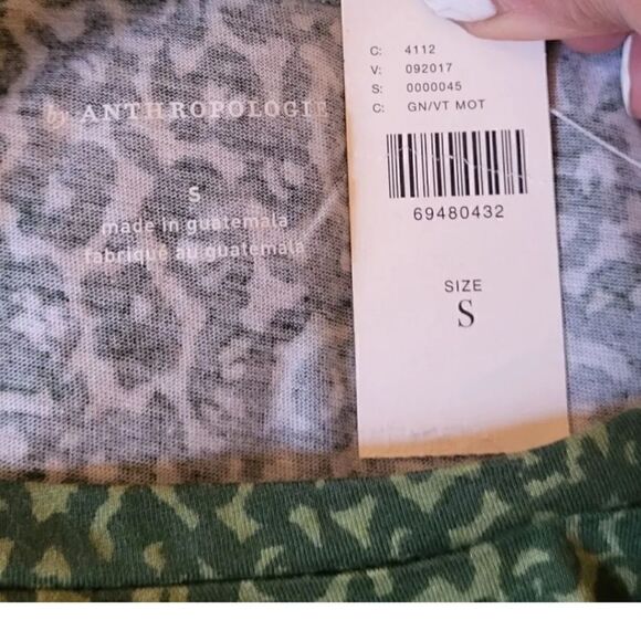 NWT By Anthropologie Green Leopard Print Cropped Draped Top Sz Small MSRP $68 - Picture 4 of 5